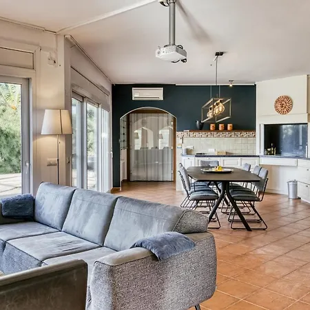 Villa Miquel *